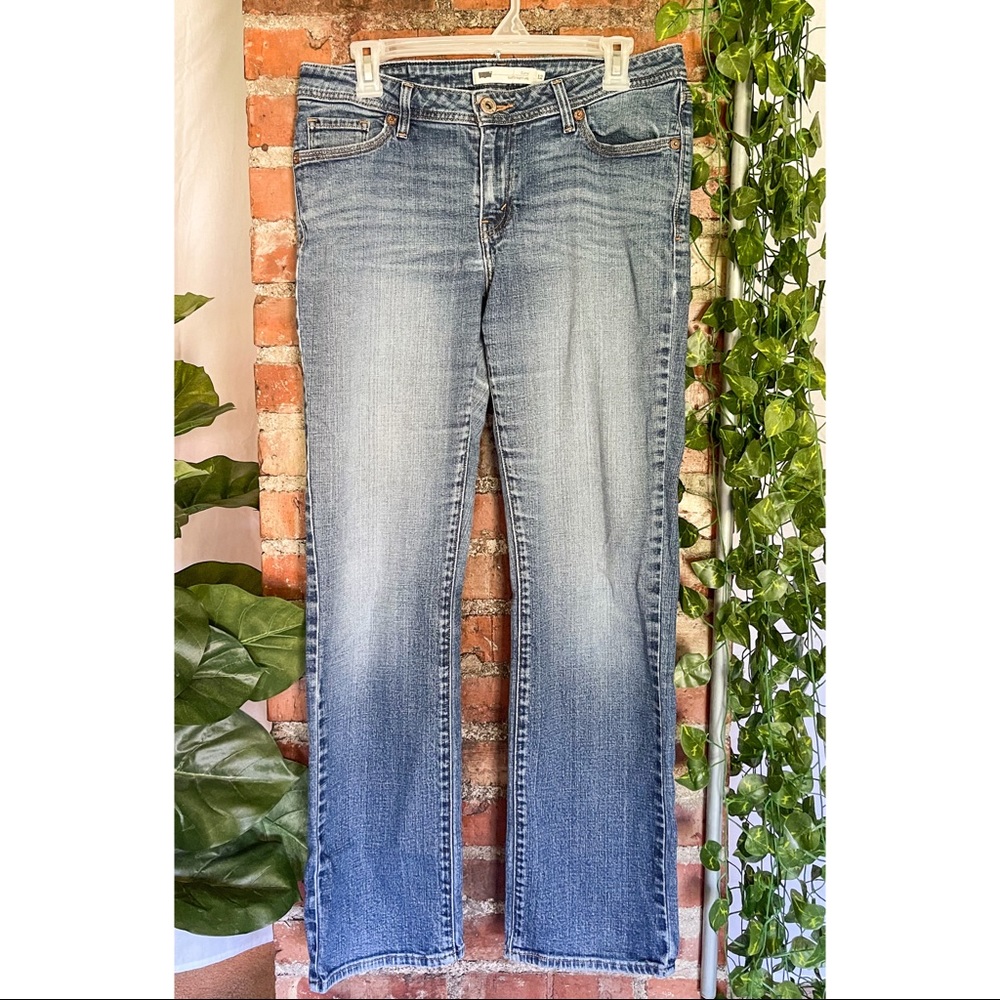 women’s 529 levi’s